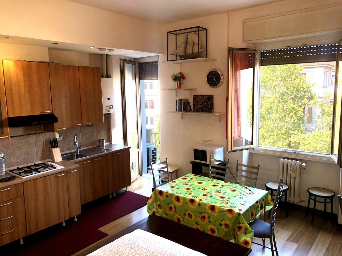 Appartement Porta Volta Flexyrent Studio à Milan Extérieur photo